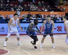 关于赛地聚焦——亚冠冲刺阶段热度飙升，山东男篮主帅复盘，球迷炸锅，轮换策略成焦点的信息