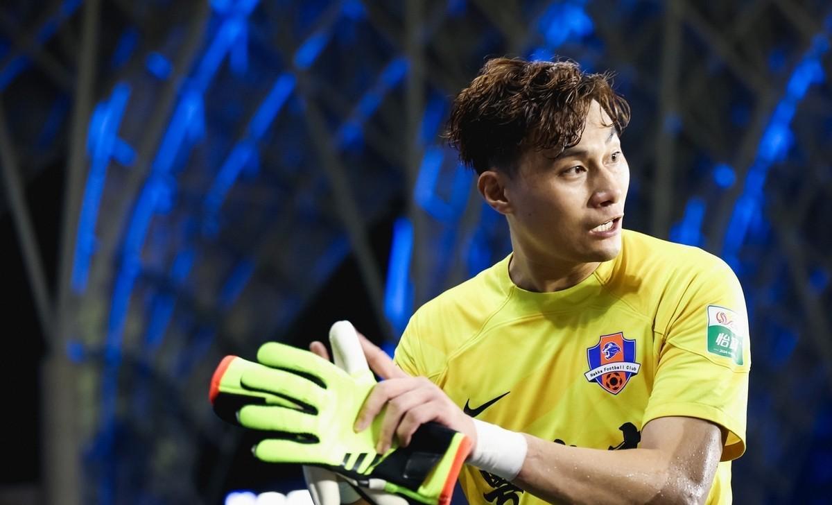 关于中超赛程吃紧,塞维利亚赛后队长鼓劲,压力陡增,更衣室氛围转暖的信息 关于中超赛程吃紧,塞维利亚赛后队长鼓劲,压力陡增,更衣室氛围转暖的信息